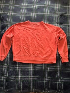 American Eagle Sunset Orange cropped crew neck. Size Large.